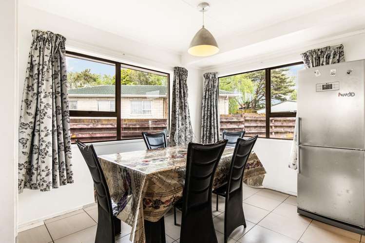 1/319 Roscommon Road Clendon Park_3