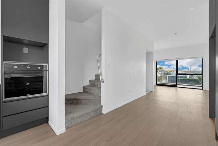 4/3 Cape Road Mangere_6