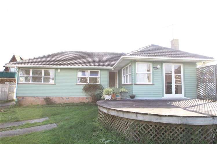 13 Beach Road Te Atatu Peninsula_1
