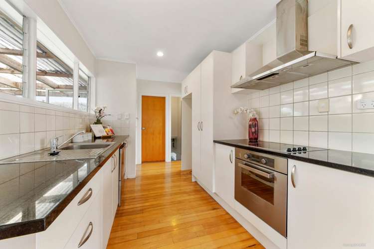 11 Downsview Road Pakuranga Heights_7