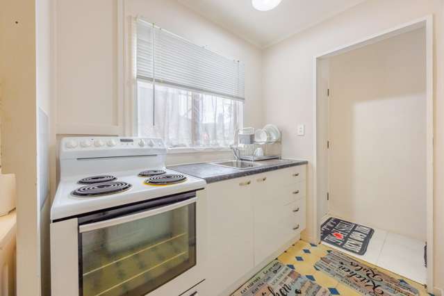 5/702 Grays Road Mahora_4