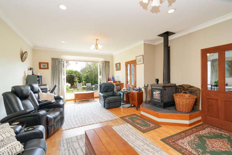 385 and 401 McQuarrie Street Tisbury_1