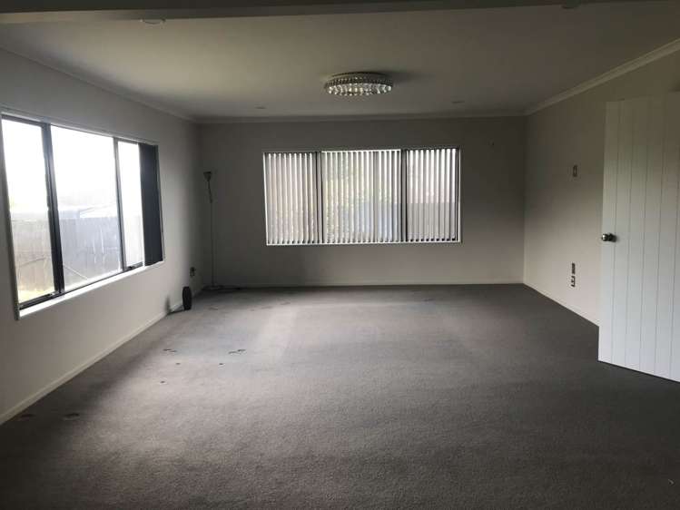 63 Lake Panorama Drive Henderson_5