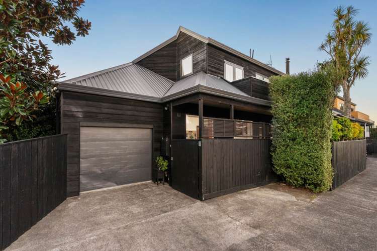 2/227 Meola Road Point Chevalier_18