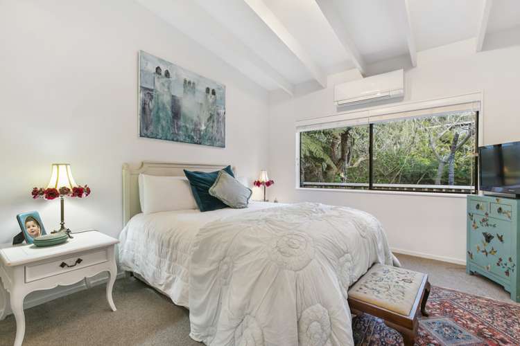 1133 Huia Road Huia_13