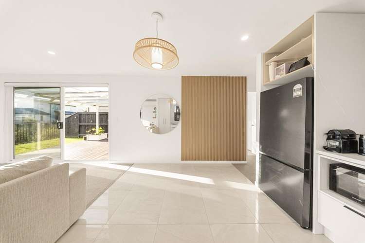23 Tangaroa Place_3