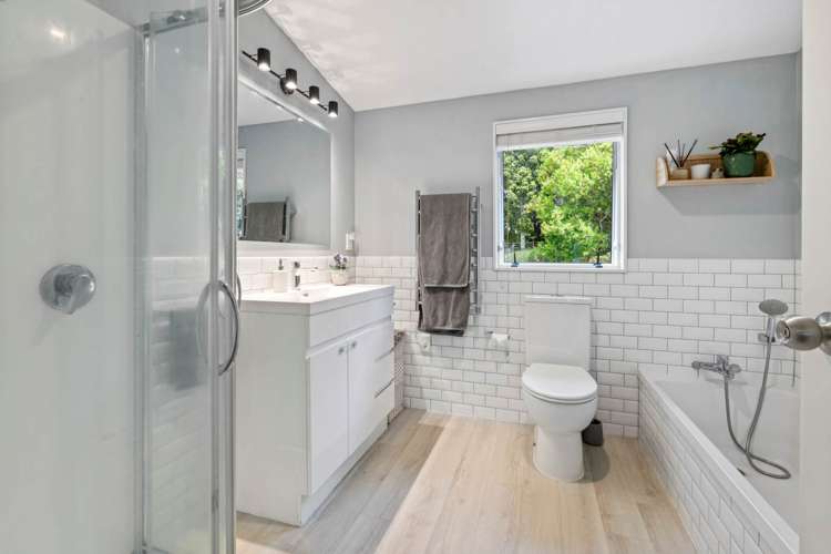 1/25 Gaylands Place Opaheke_15