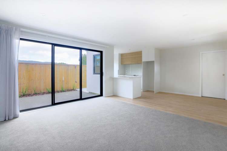 46 Wainuiomata Road Wainuiomata_4