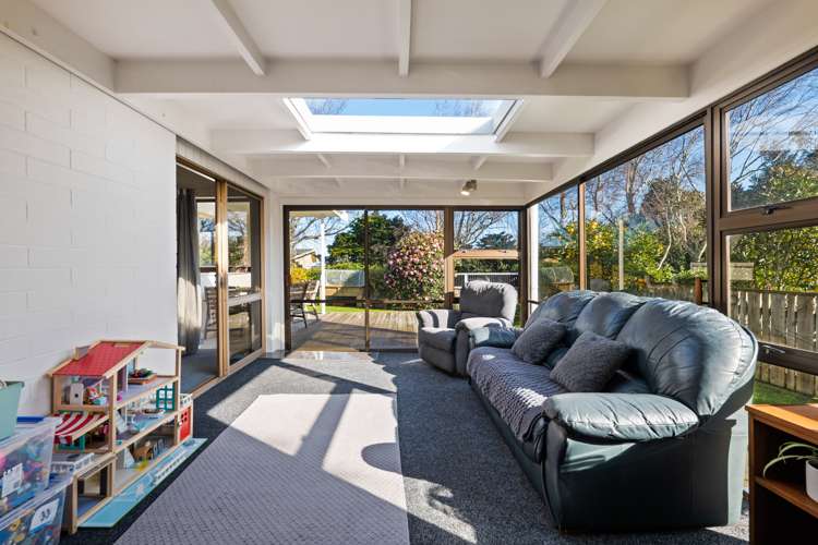 15 Quin Crescent Hawera_8