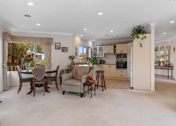 5 Burleigh Place Rototuna_5