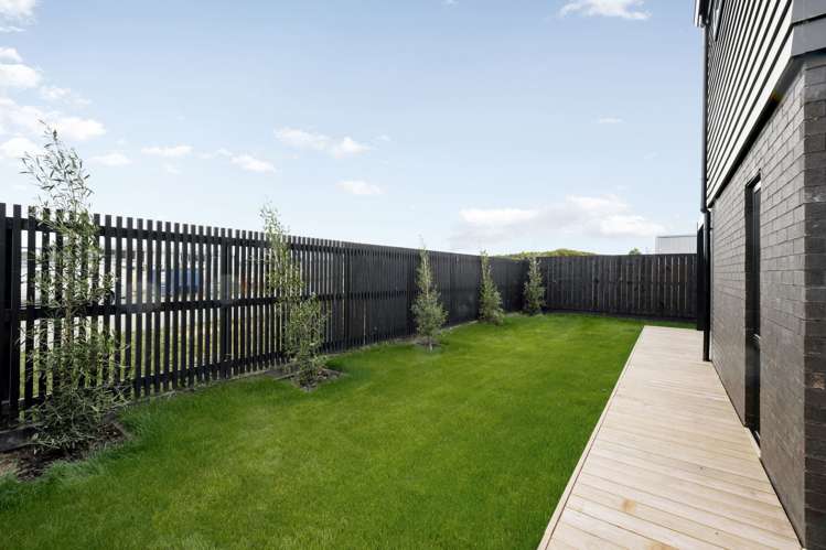 13 Overton Street Rototuna North_19