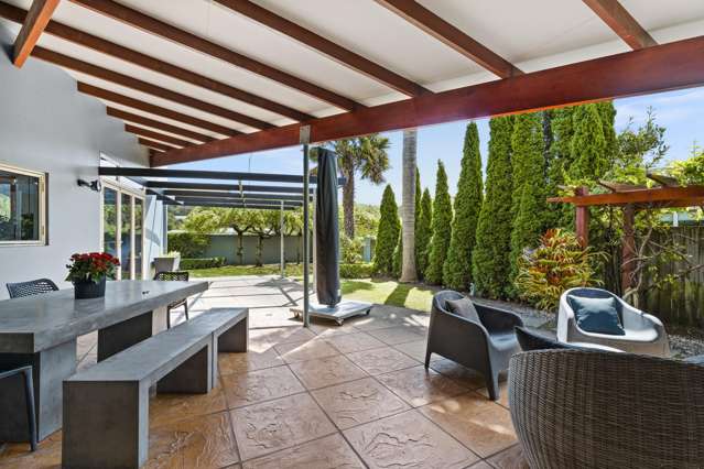 Greenmeadows Elegance – Now Priced at $1,175,000