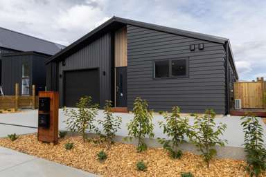 23 Rowe Drive, Hanley's Farm_2