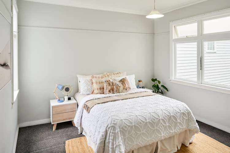 2/1 Rixon Grove Mount Victoria_7