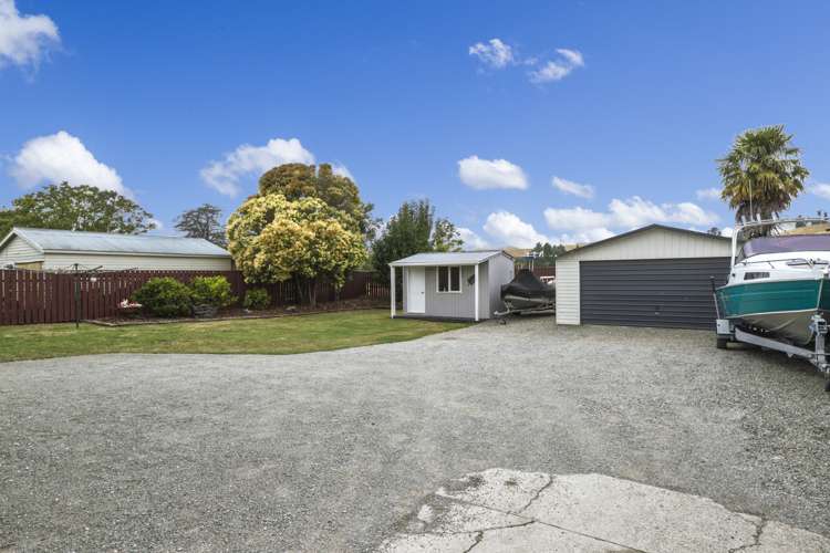 208 Whitby Road Wakefield_12