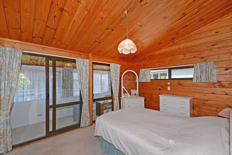 1 Dunleith Grove Silverstream_14