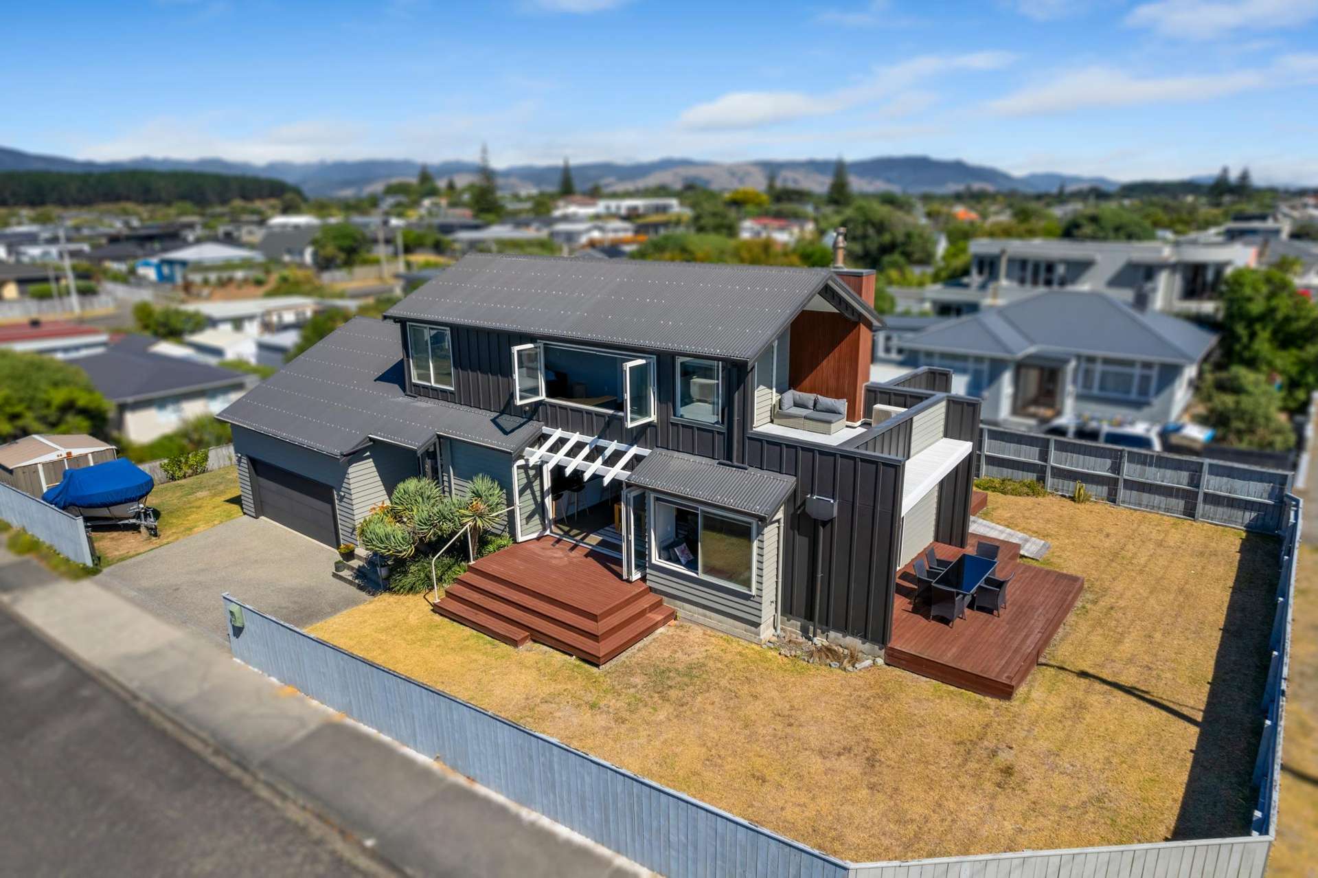 2 Kowhai Street Otaki Beach_0