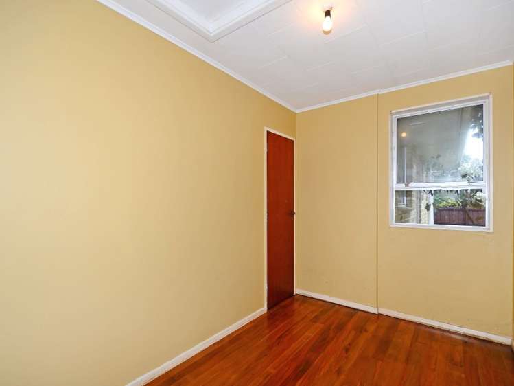 1a Owen Street Belmont_6