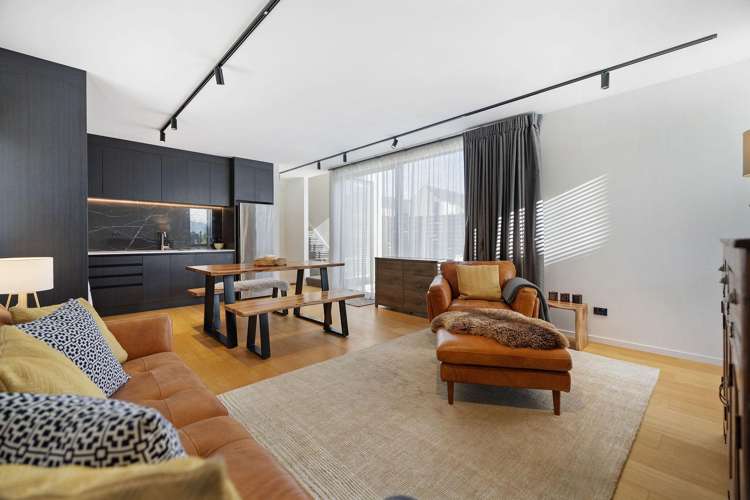 2 Boulder Lane Jacks Point_5