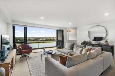4/7 Cowie Street_1