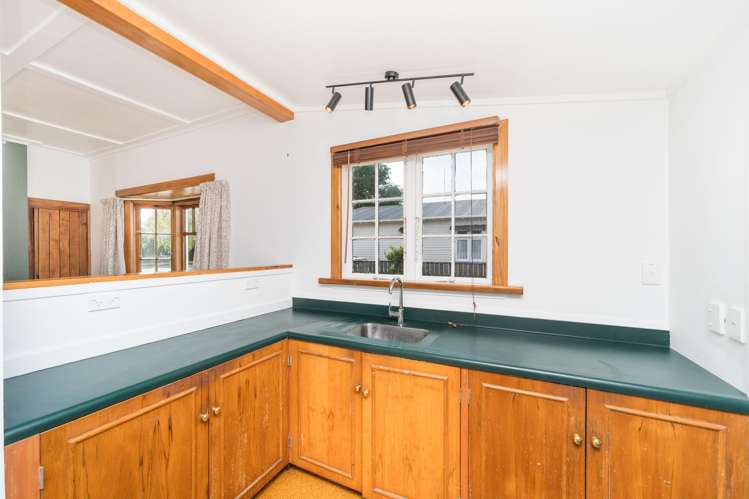 16 Ngaio Street West End_7