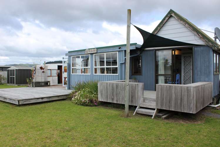 104 Ngaio Drive Matarangi_1