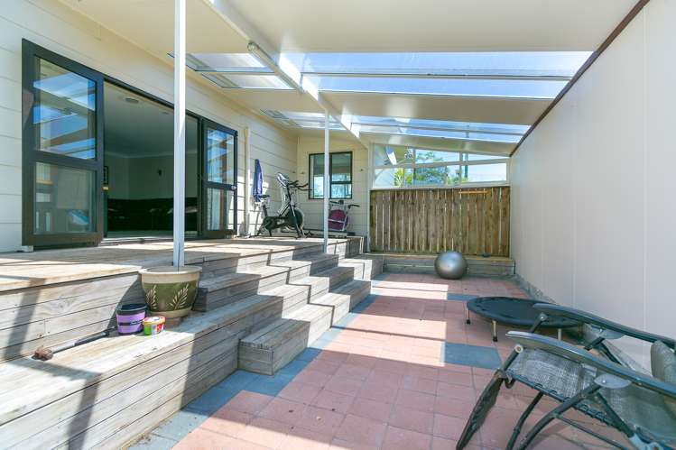 8 Harris Street Waitara_11