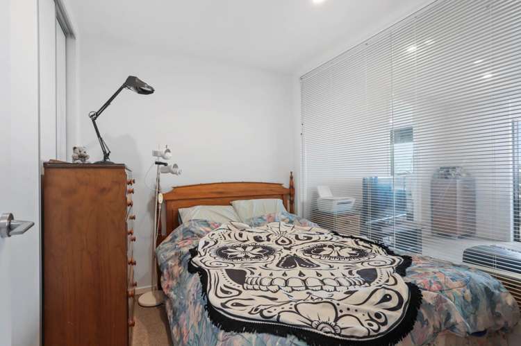 901/8 Waikumete Road Glen Eden_9