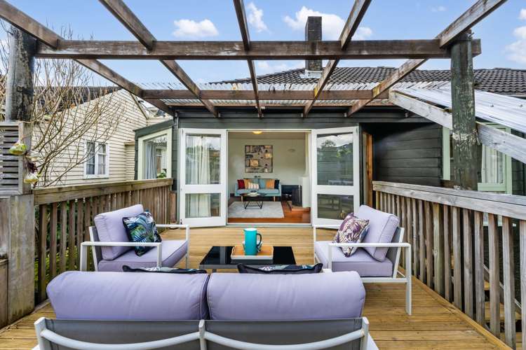 75 Rukutai Street Orakei_14