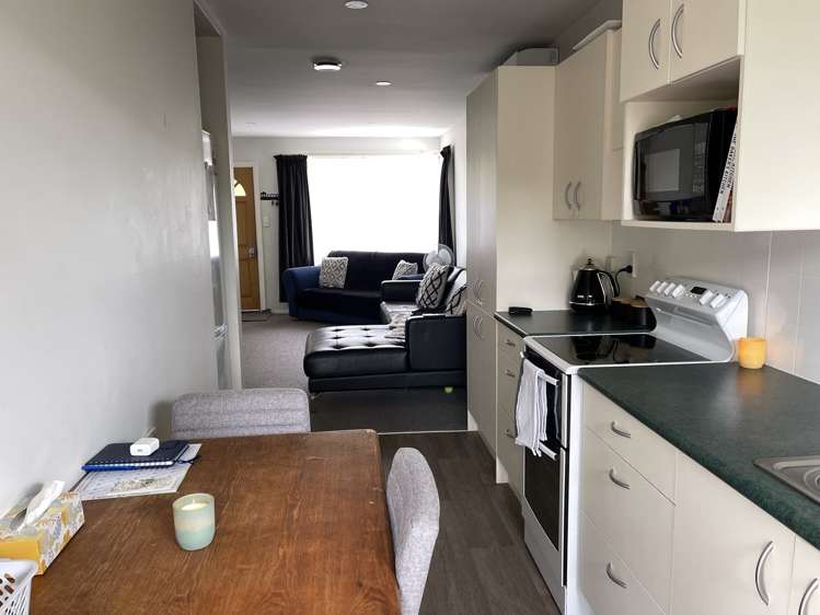 2/5 Pitt Place Saint Albans_5