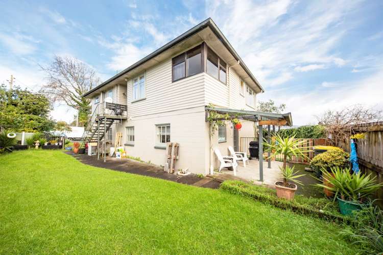 5 Sherwood Avenue Te Atatu South_13