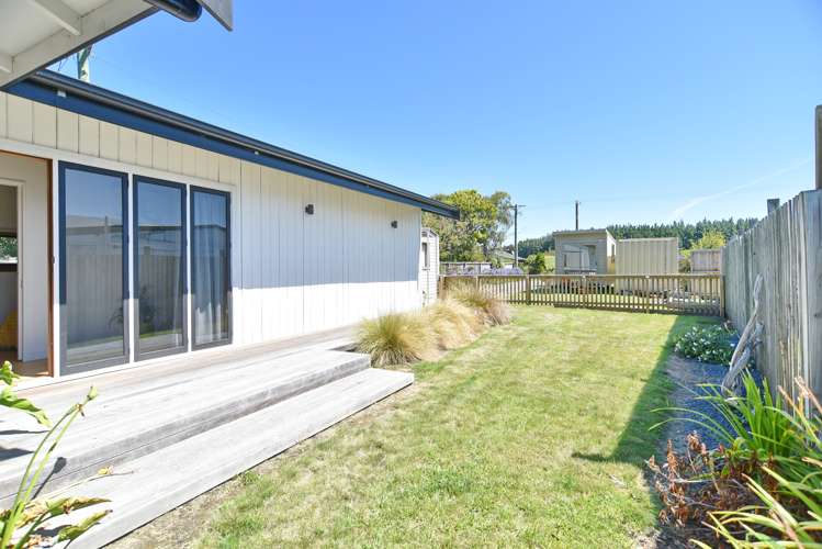 109 Kings Road Leithfield_17