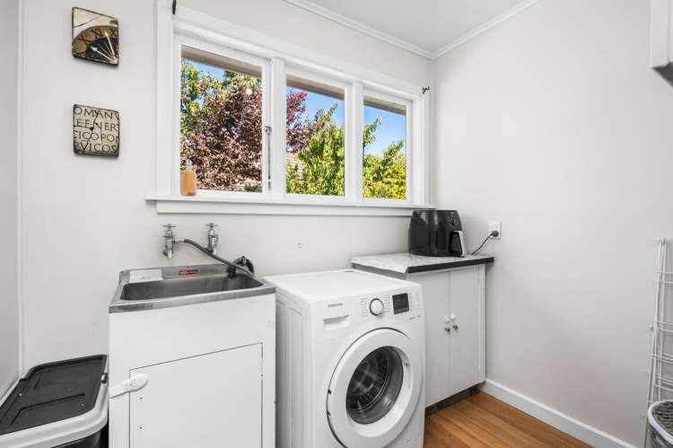 8 Jocelyn Street Casebrook_15