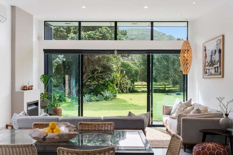 8 Erangi Place Bethells Beach_13