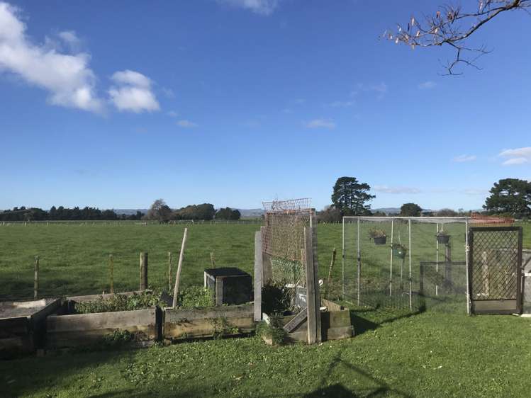 24 Moore Crescent Carterton_7