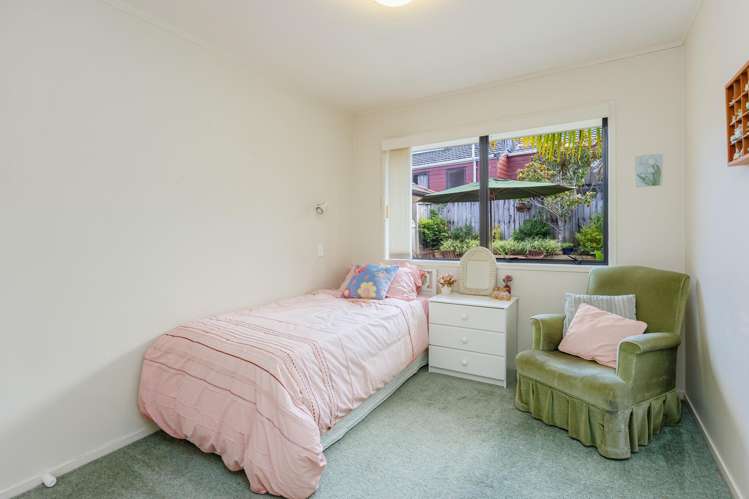 1 Crestview Place Browns Bay_15