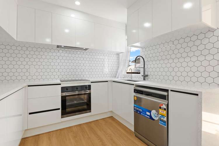 2/14 Regent Street Papatoetoe_10