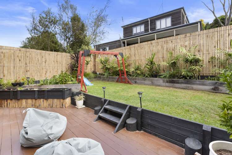 65 Vandeleur Avenue Birkdale_16