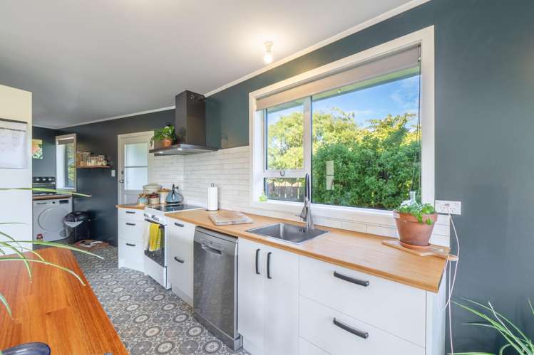 39 Oreti Road Otatara_5