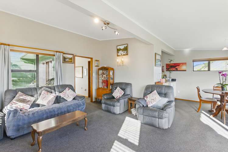 47 Kakariki Grove Waikanae_8