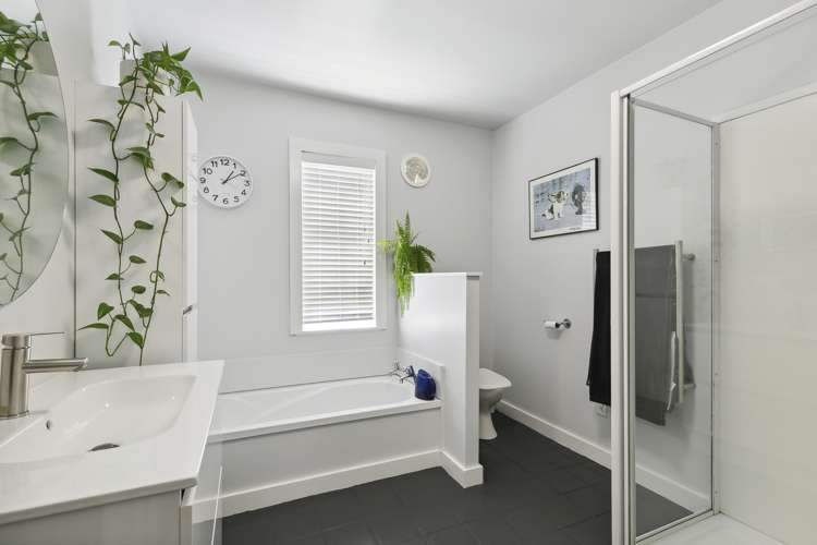 138 Hanson Street Newtown_15