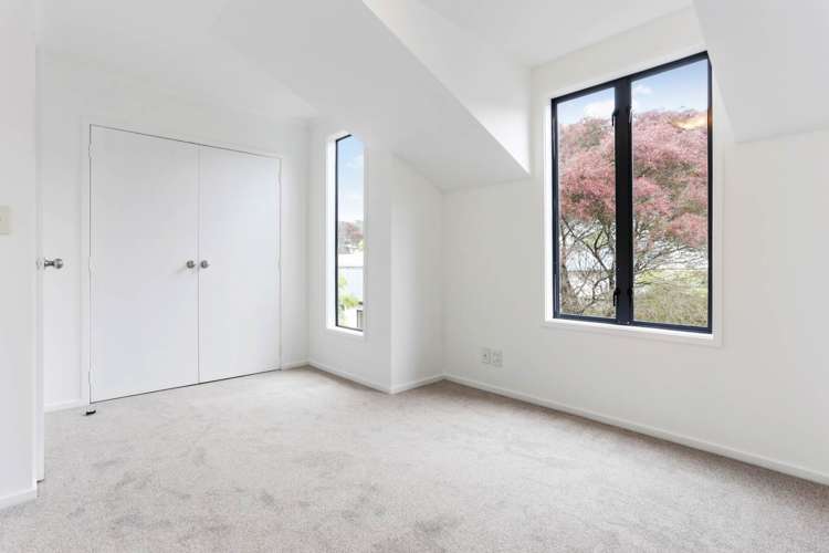 13 Barnea Circle Glen Eden_7