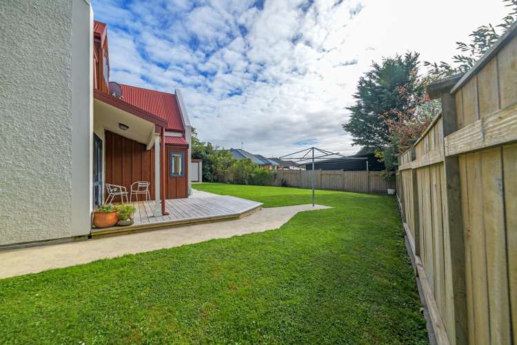 109 Pacific Drive Fitzherbert_25