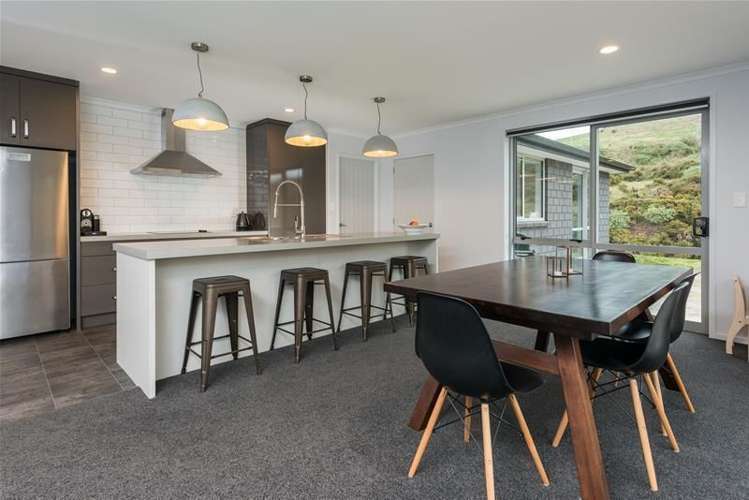 154 Ballintoy Park Drive Welcome Bay_3