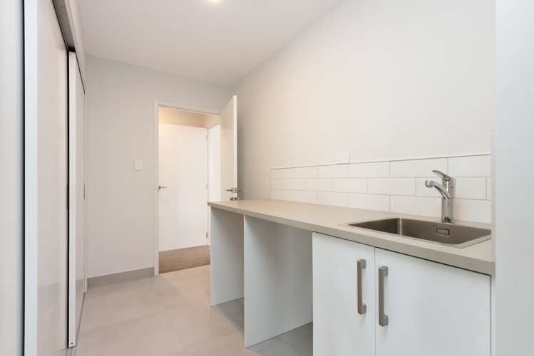 7 Kahuparere Crescent Pyes Pa_16