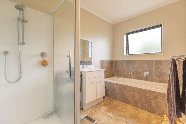 1 Frank Hewitt Street Pukekohe_10