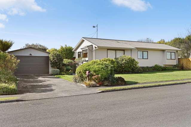 Sought-After Pukete - 716sqm Corner Site