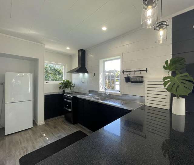 3/13 Alexander Street 1047_1