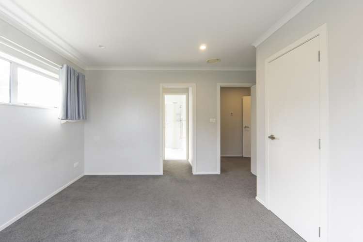 1/13 Crosher Place Hillcrest_8