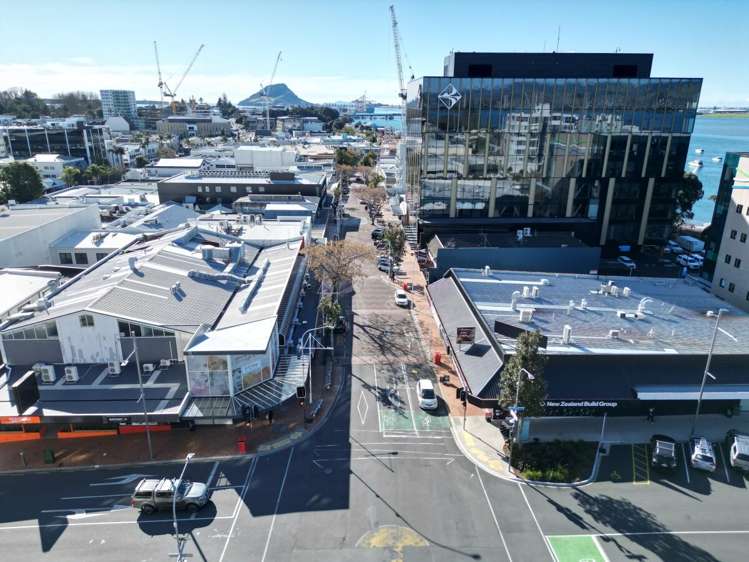 Unit 7, 109 Devonport Road_0